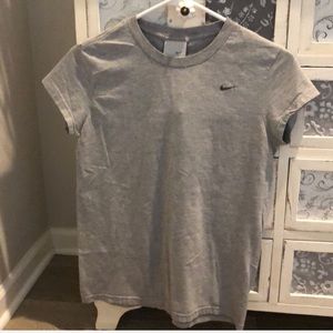 Nike TShirts women’s S